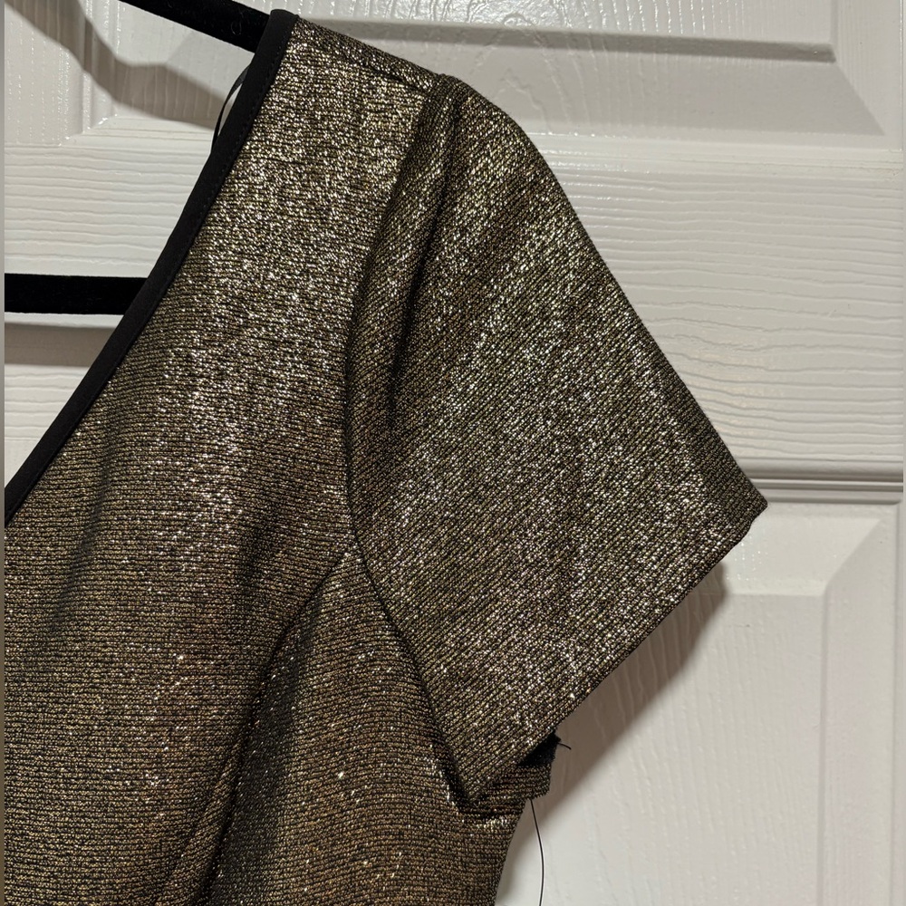NUE by Shani Gold Shimmer Fit & Flare Black Trim Dress w/Pockets Size 8 NWT - Picture 14 of 17